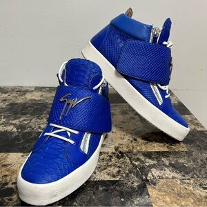 Giuseppe zanotti “NO BOX” 43 1/2